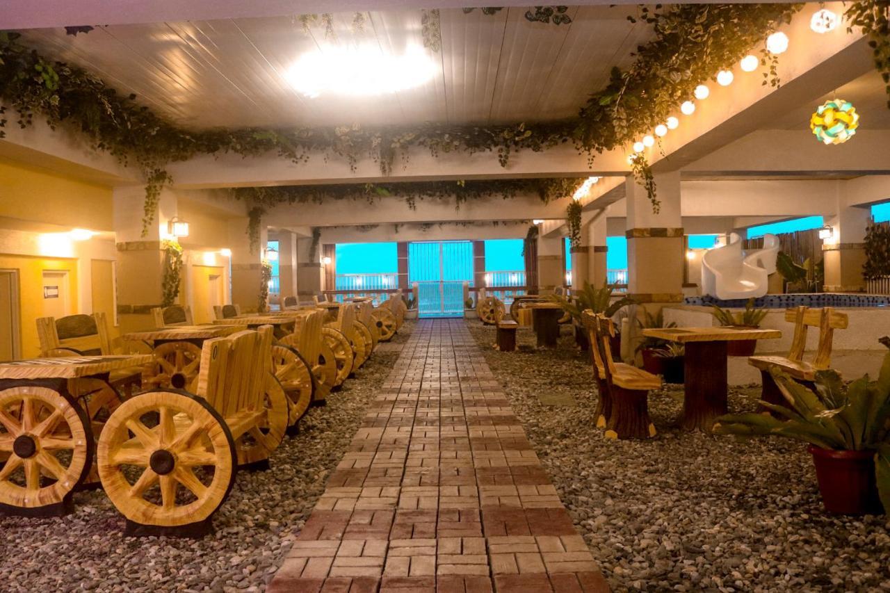 Puffer Isle Resort Dingalan Exterior photo